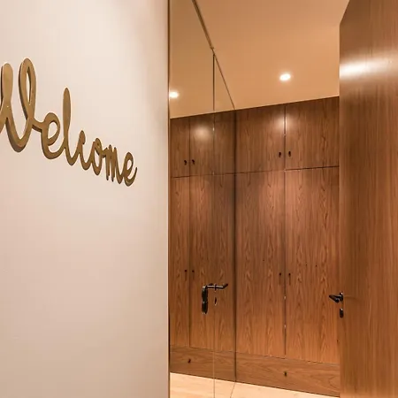 Guestready - Grit & Glam * Oporto