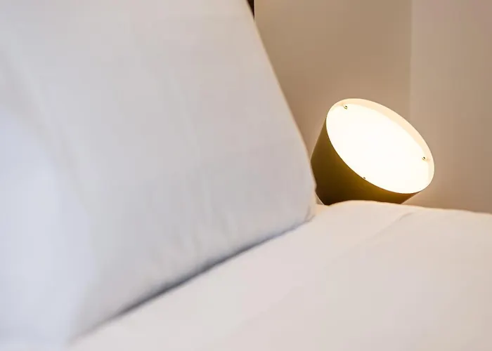 Guestready - Grit & Glam Lägenhet